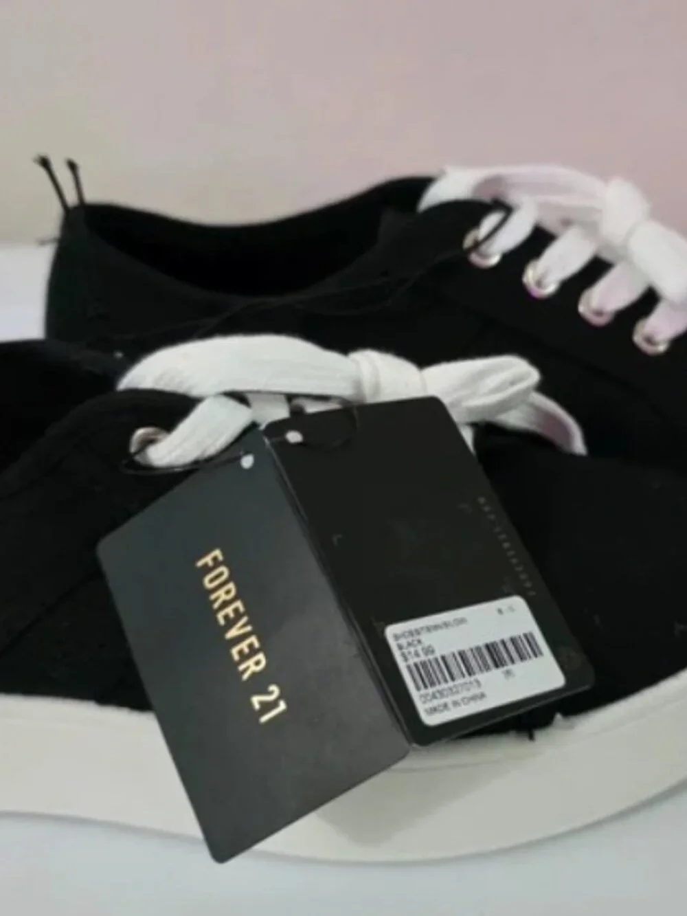 NWT Platform Canvas Shoes Sze 6